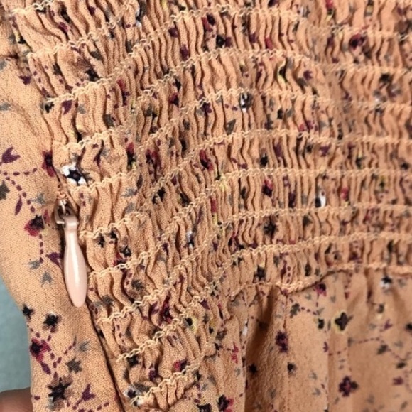 BLUE LIFE Retro Tie Front Floral Romper Petal 🌼 - Picture 8 of 12